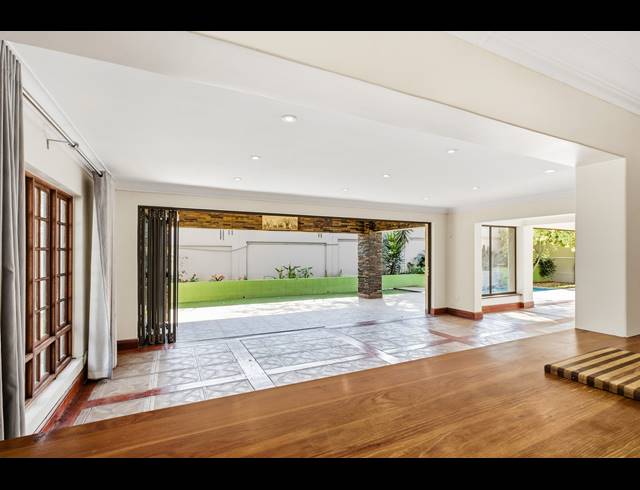 4 BEDROOM HOUSE FOR SALE IN DOUGLASDALE